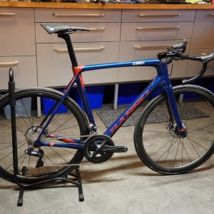 BASSO DIAMANTE - ULTEGRA 8070 Di2 DISC - Výprodej